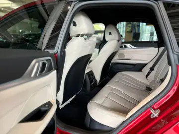 BMW i4 eDrive40