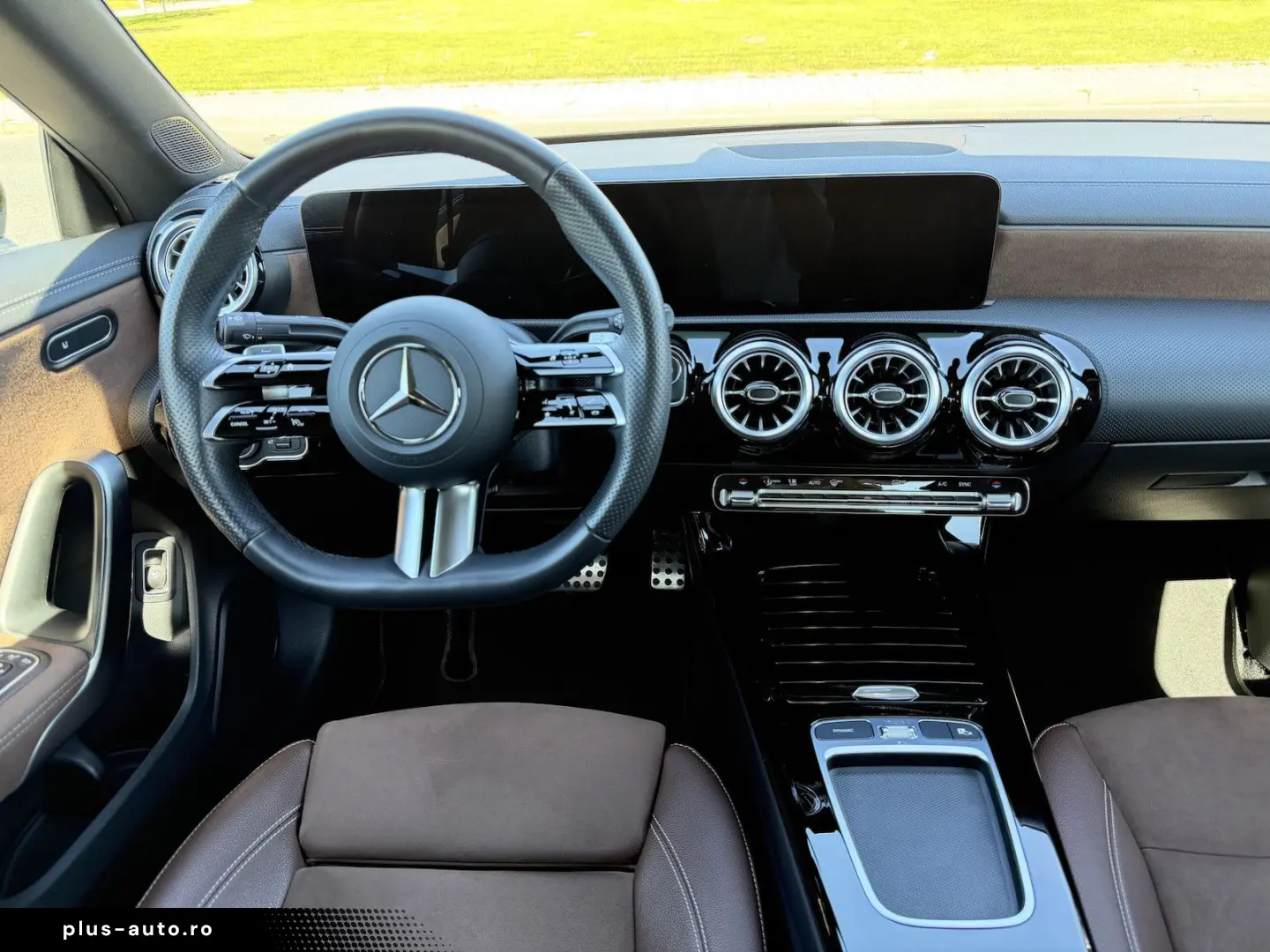MERCEDES-BENZ CLA 180 AMG Line