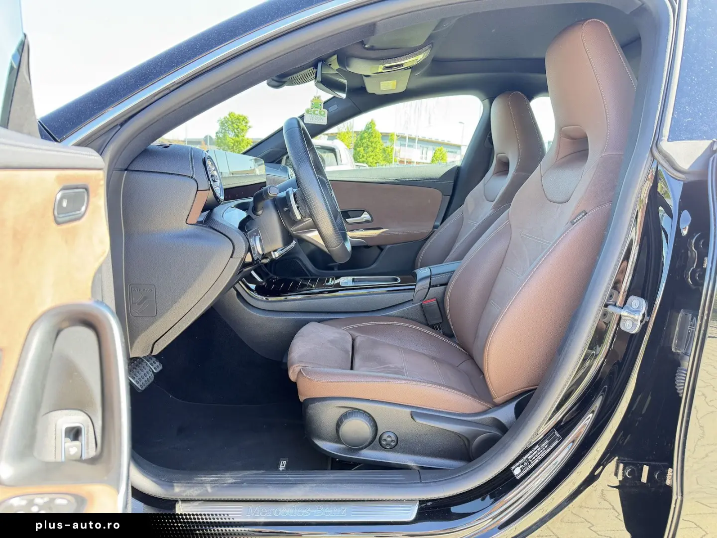 MERCEDES-BENZ CLA 180 AMG Line