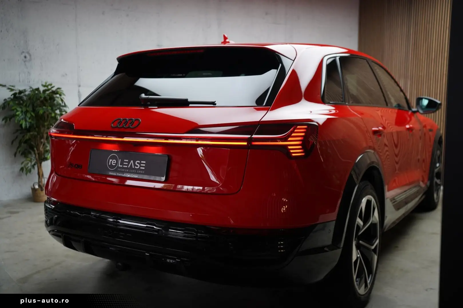 AUDI SQ8 e-tron Quattro   HuD   Matrix   B&O   Pano