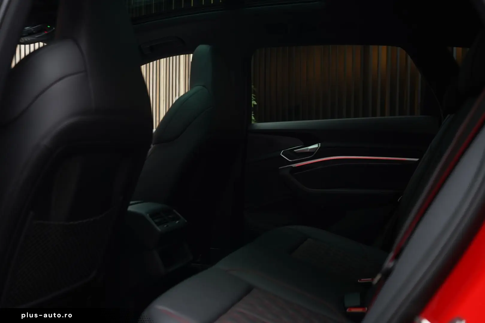 AUDI SQ8 e-tron Quattro   HuD   Matrix   B&O   Pano