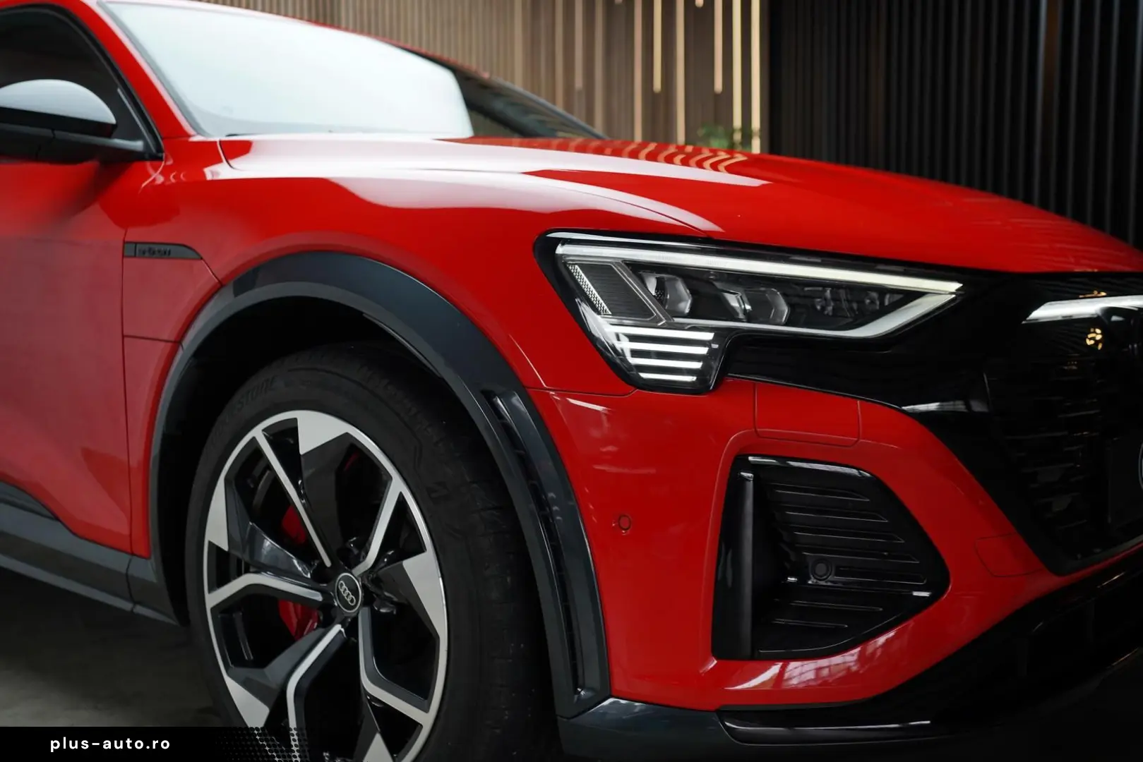 AUDI SQ8 e-tron Quattro   HuD   Matrix   B&O   Pano