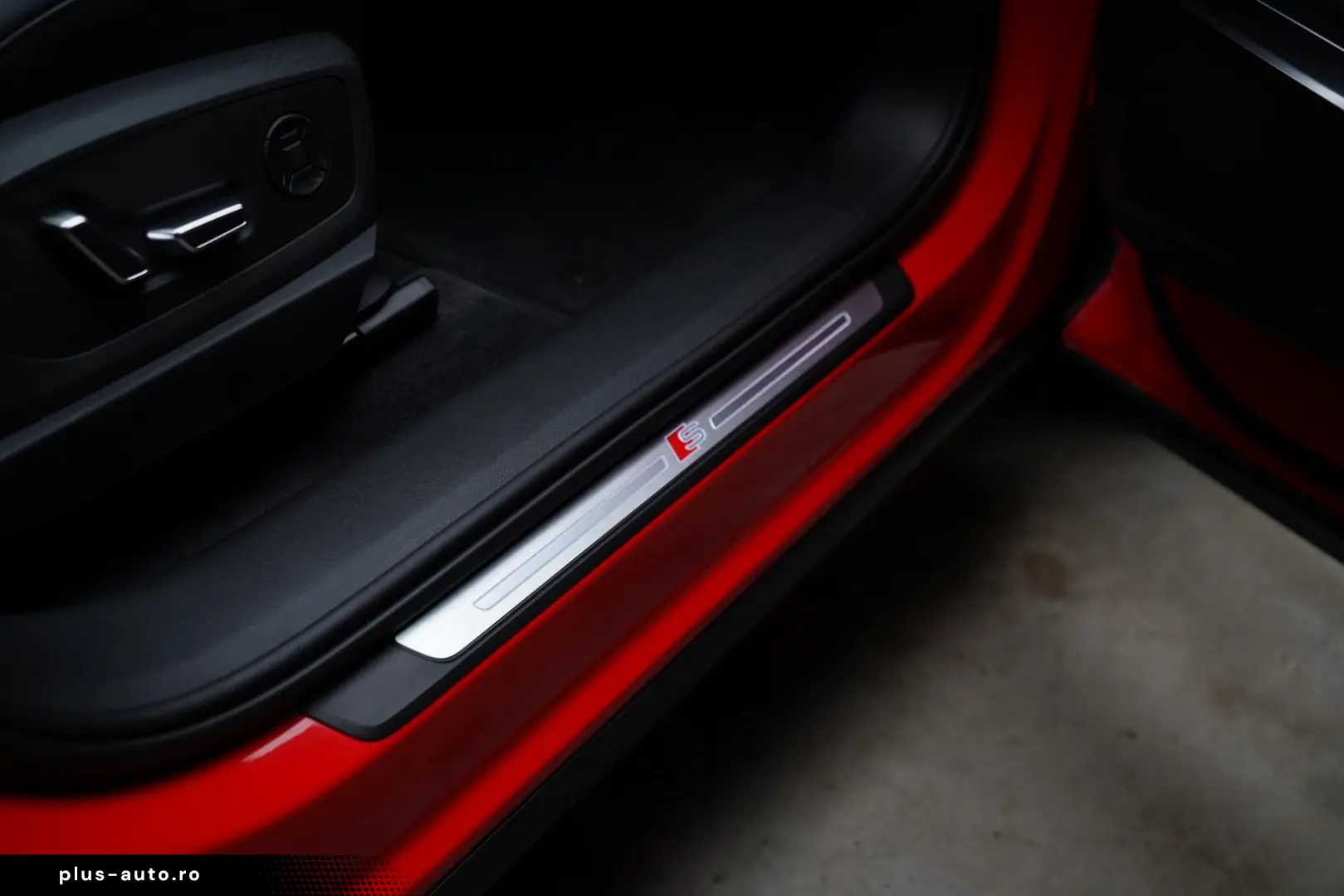 AUDI SQ8 e-tron Quattro   HuD   Matrix   B&O   Pano