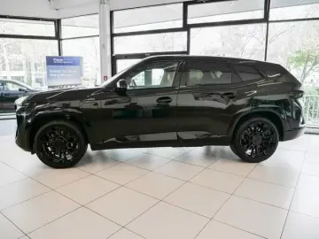 BMW XM 50e M Sport Soft-close Sapphire Black NEW