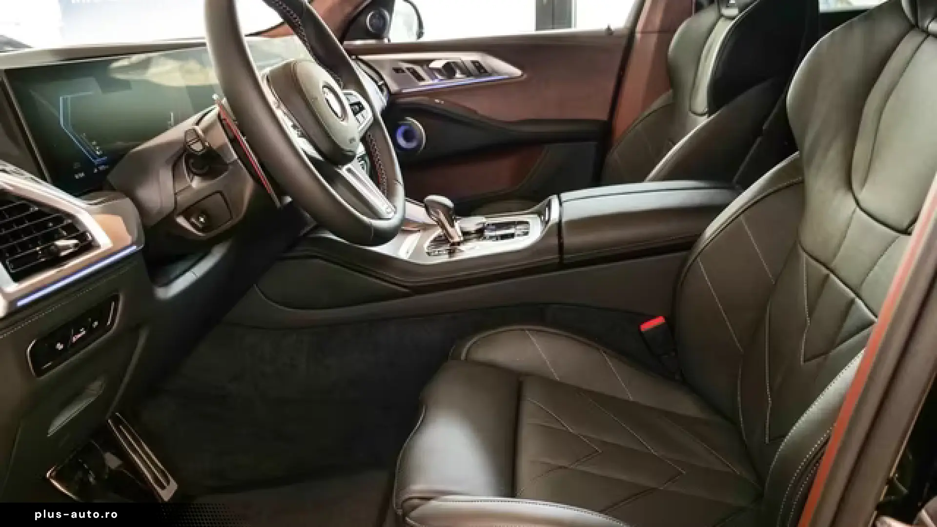 BMW XM 50e M Sport Soft-close Sapphire Black NEW