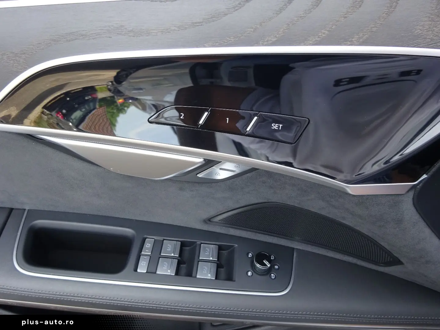 AUDI A8 55 TFSI QUATTRO S-LINE 20