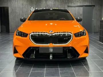 BMW BMW M5 Touring ULTIMATE INDIVIDUAL KERAMIK PANO
