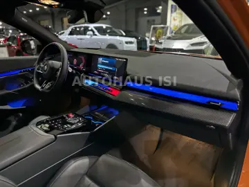 BMW BMW M5 Touring ULTIMATE INDIVIDUAL KERAMIK PANO