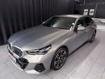 BMW 520i M SPORT H&K 360  INDIVIDUAL GESTIK SHADOW