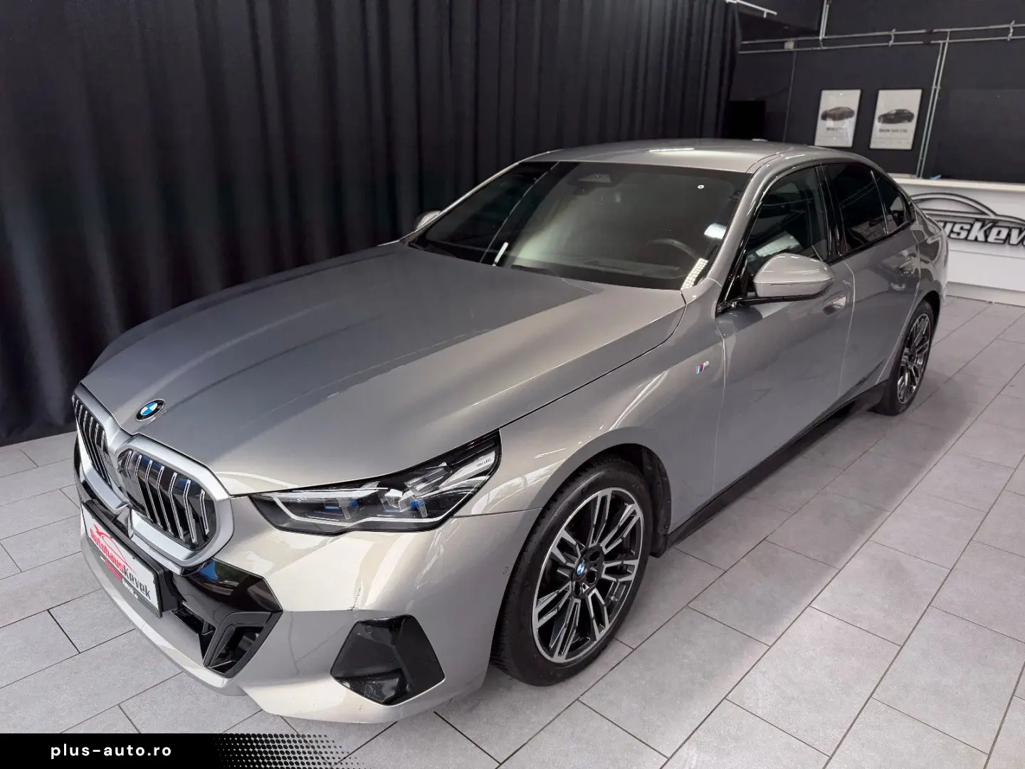 BMW 520i M SPORT H&K 360  INDIVIDUAL GESTIK SHADOW