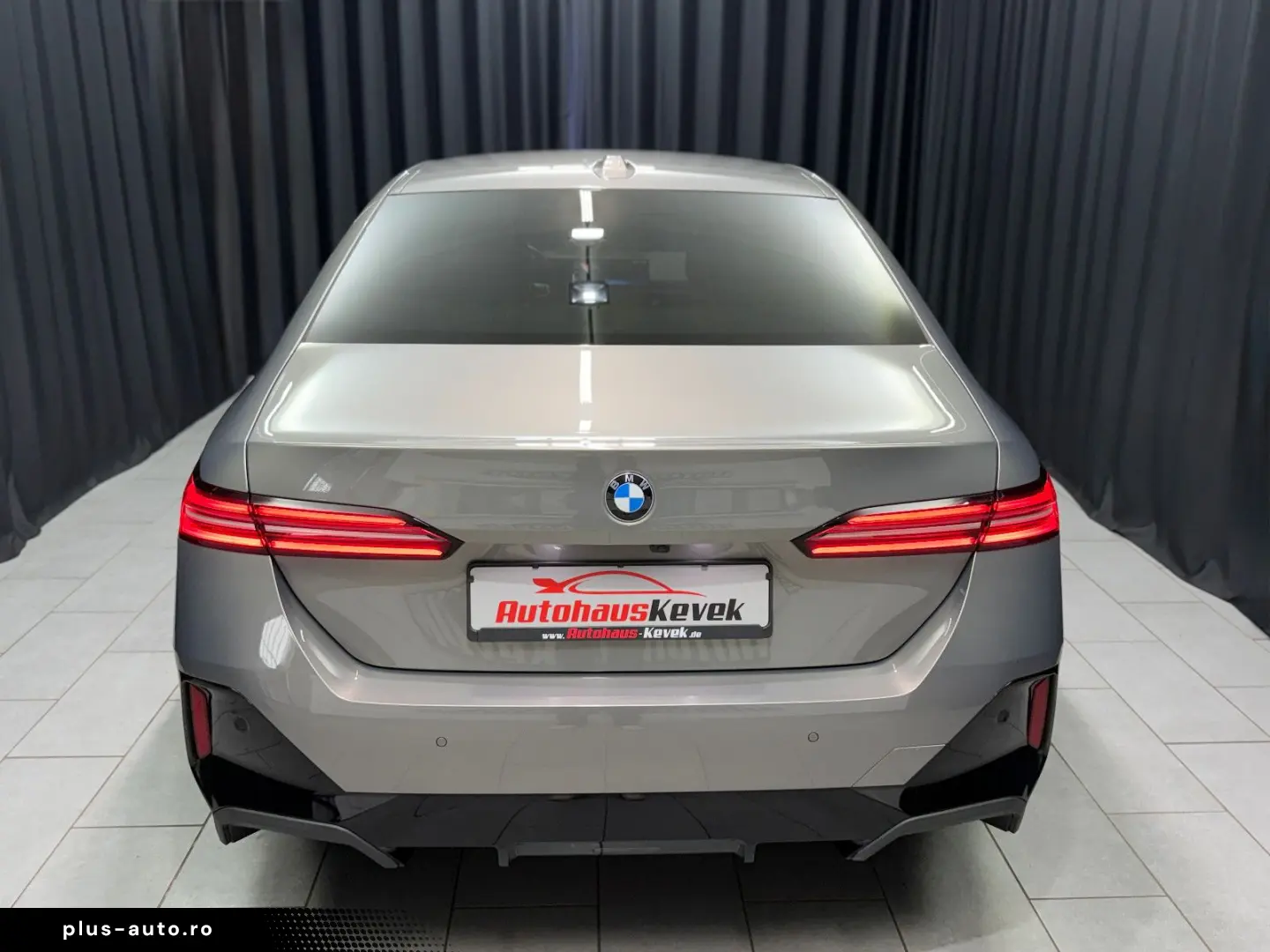 BMW 520i M SPORT H&K 360  INDIVIDUAL GESTIK SHADOW