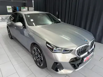 BMW 520i M SPORT H&K 360  INDIVIDUAL GESTIK SHADOW