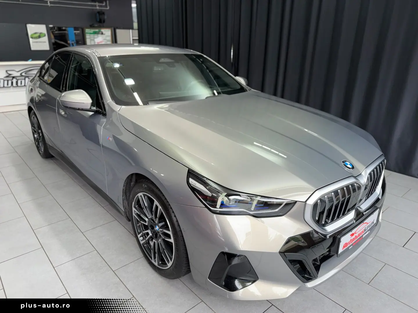 BMW 520i M SPORT H&K 360  INDIVIDUAL GESTIK SHADOW