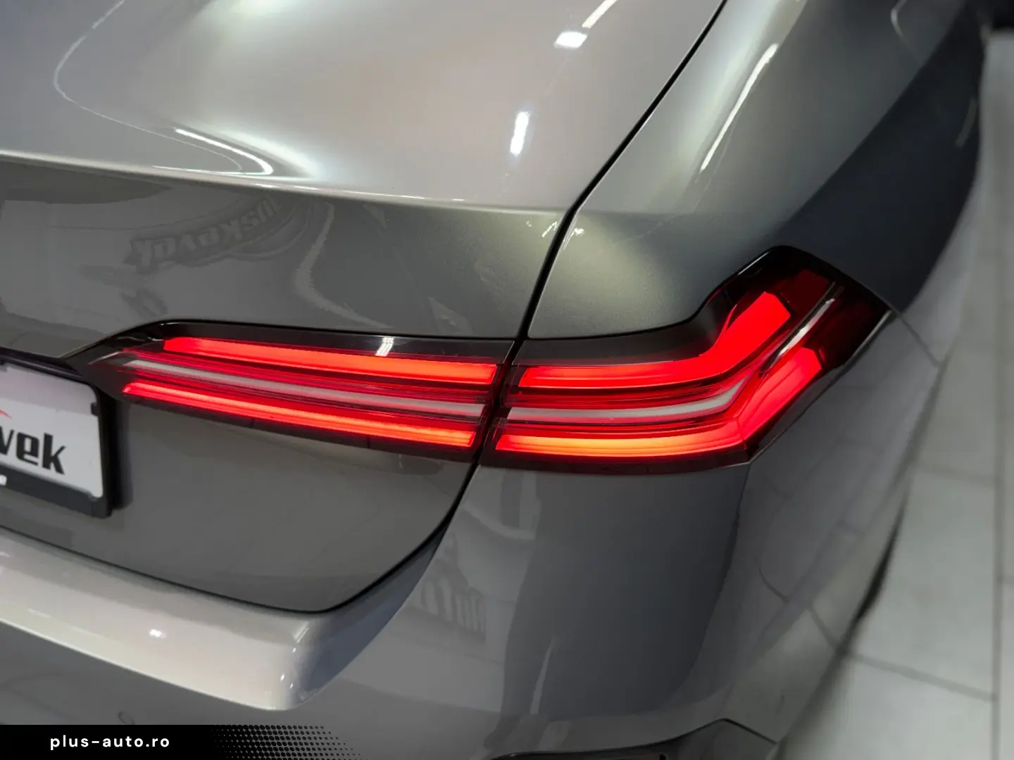 BMW 520i M SPORT H&K 360  INDIVIDUAL GESTIK SHADOW