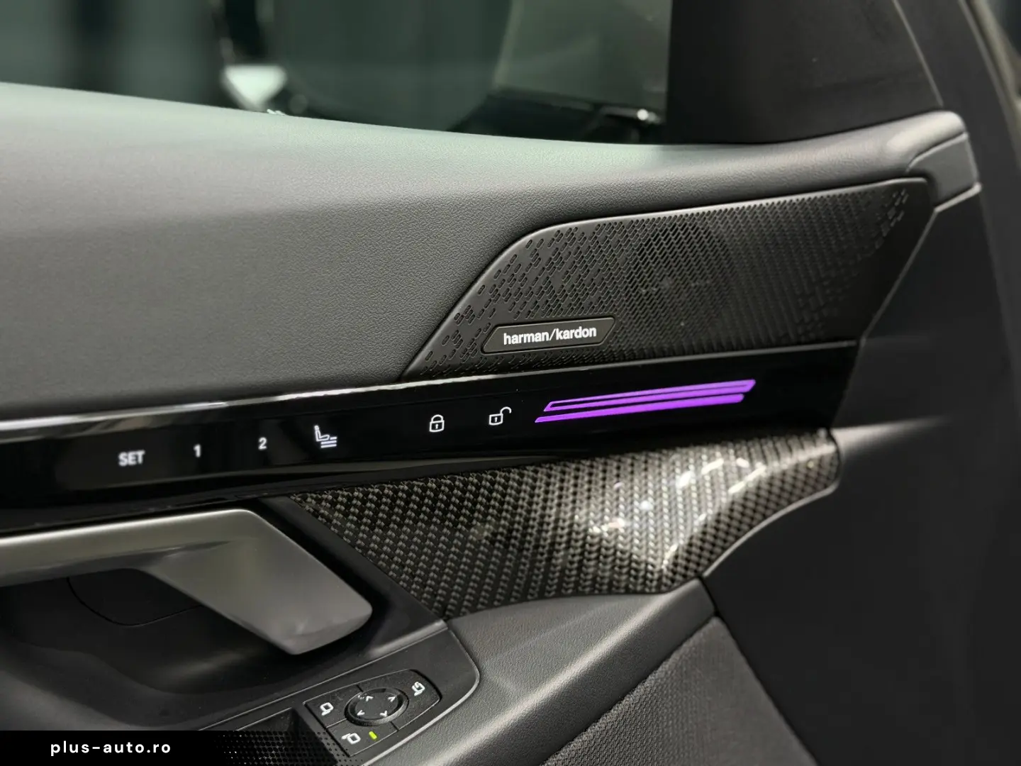 BMW 520i M SPORT H&K 360  INDIVIDUAL GESTIK SHADOW