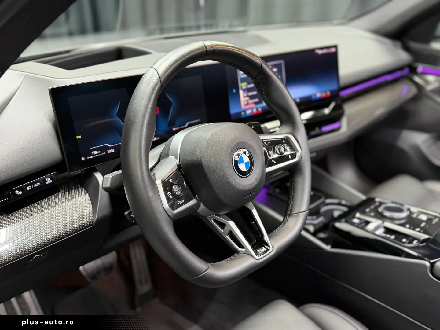 BMW 520i M SPORT H&K 360  INDIVIDUAL GESTIK SHADOW