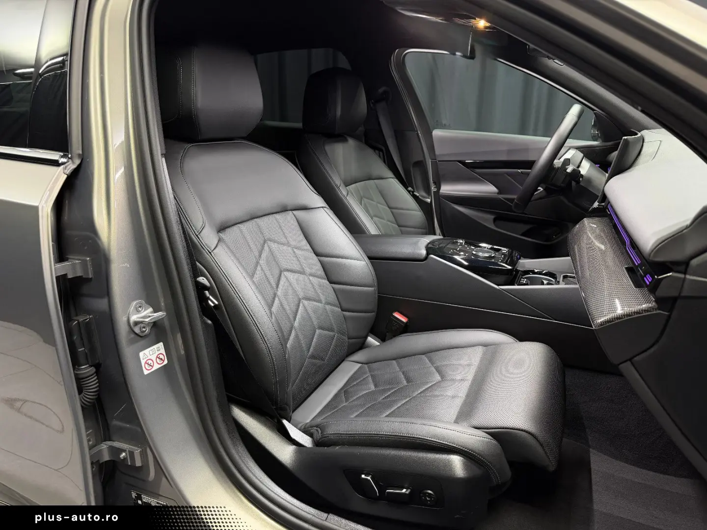 BMW 520i M SPORT H&K 360  INDIVIDUAL GESTIK SHADOW