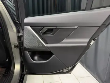 BMW 520i M SPORT H&K 360  INDIVIDUAL GESTIK SHADOW