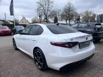 ALFA ROMEO Giulia Veloce Q4