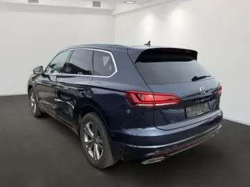 VW Touareg R-Line 4M TDI DSG  Allradlenkung Luftfed
