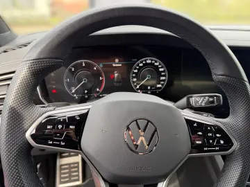VW Touareg R-Line 4M TDI DSG  Allradlenkung Luftfed