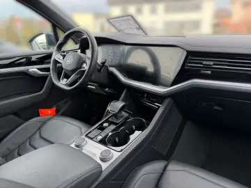 VW Touareg R-Line 4M TDI DSG  Allradlenkung Luftfed