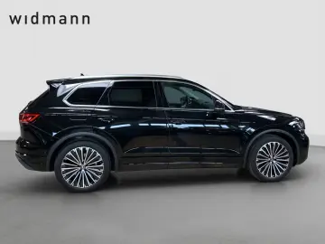 VW Touareg Elegance 3.0 l V6 TSI 4MOTION 8-Gang-Aut