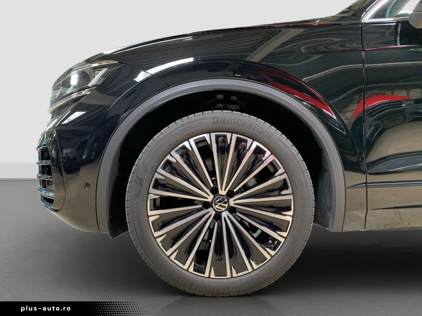 VW Touareg Elegance 3.0 l V6 TSI 4MOTION 8-Gang-Aut