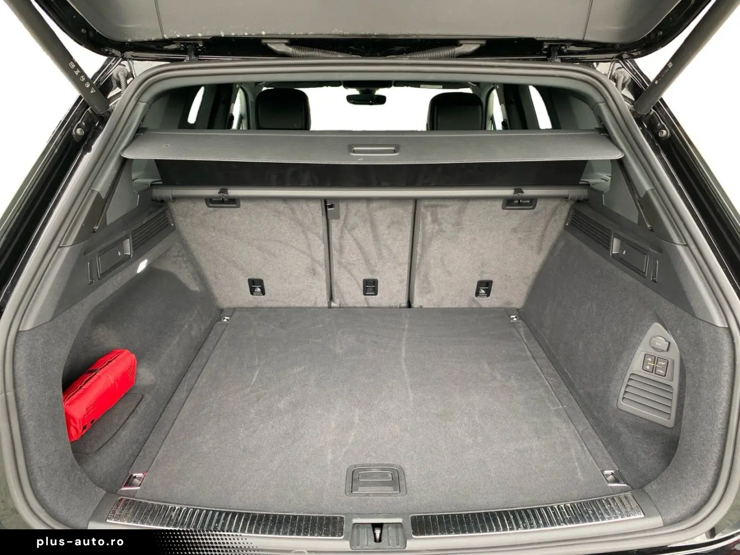VW Touareg R-Line 3.0 TDI DSG 4M MATRIX ACC