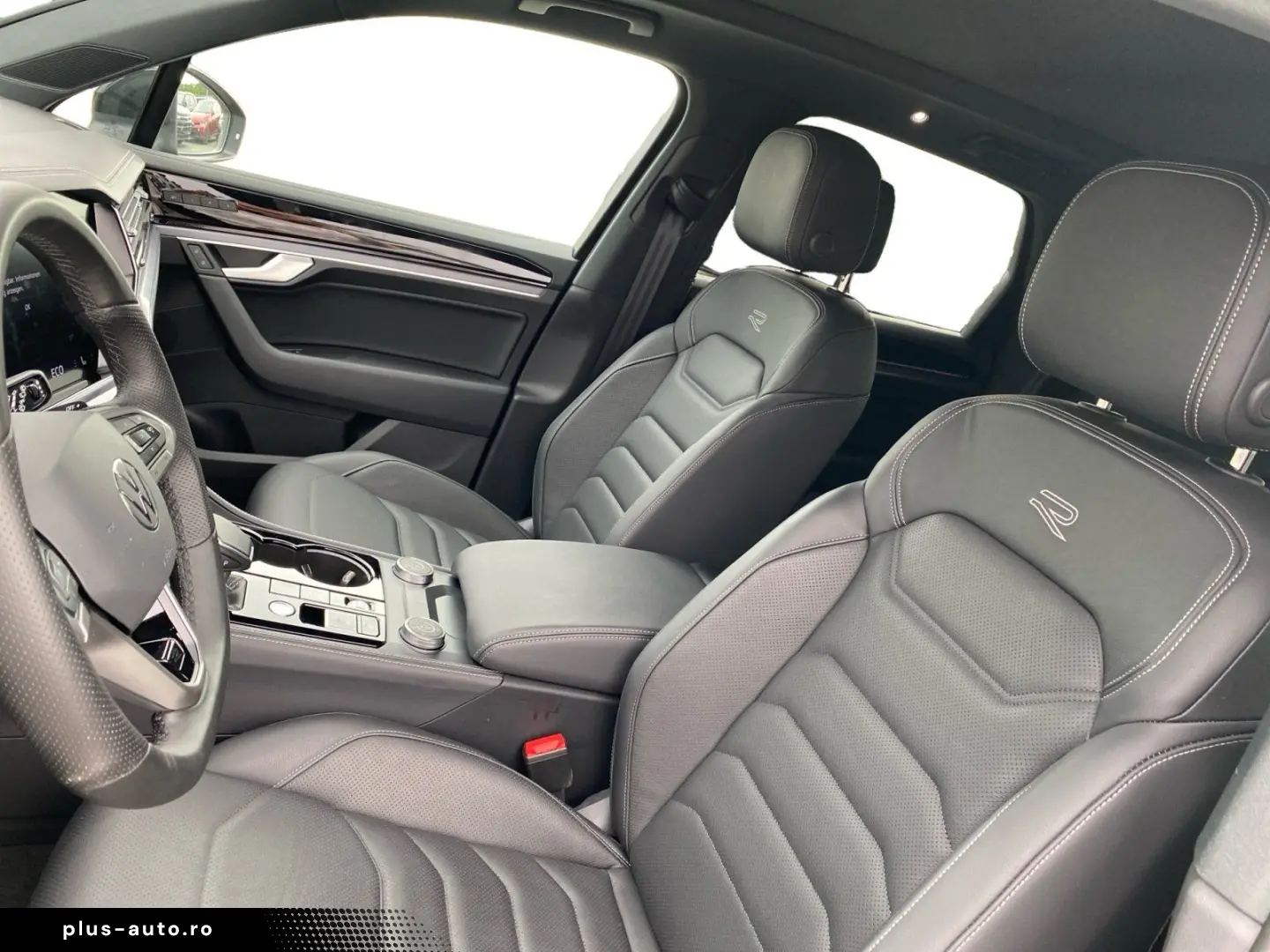VW Touareg R-Line 3.0 TDI DSG 4M MATRIX ACC