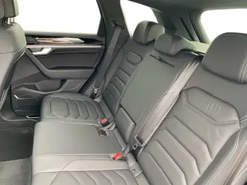 VW Touareg R-Line 3.0 TDI DSG 4M MATRIX ACC