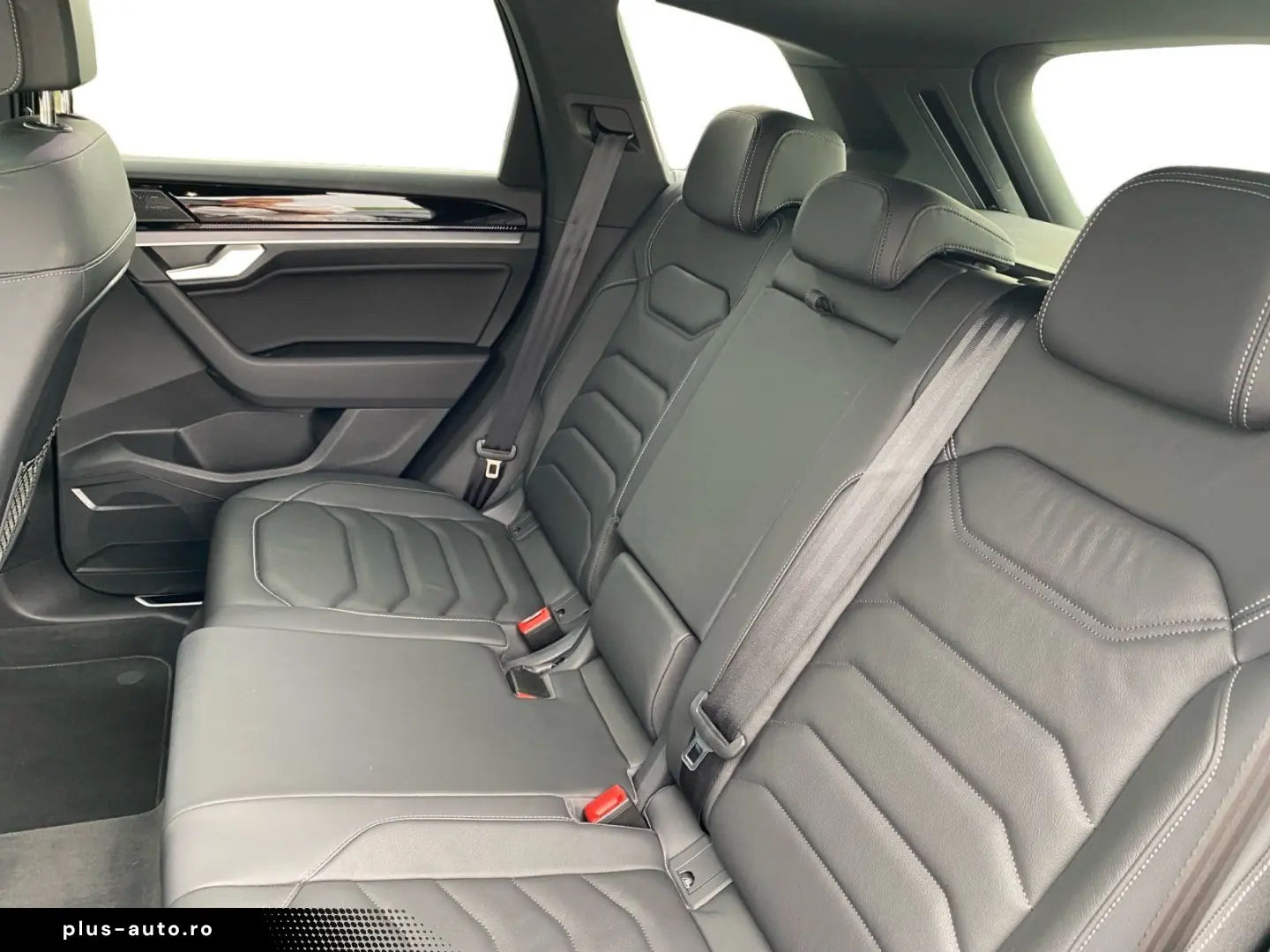 VW Touareg R-Line 3.0 TDI DSG 4M MATRIX ACC