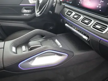 MERCEDES-BENZ GLE 450 4M AMG 20'' AHK Pano…