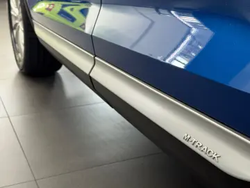 SKODA Kodiaq Ambition 4x4 LED KAMERA CARPLAY U-FREI!