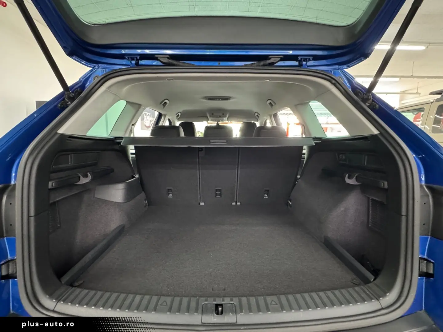 SKODA Kodiaq Ambition 4x4 LED KAMERA CARPLAY U-FREI!