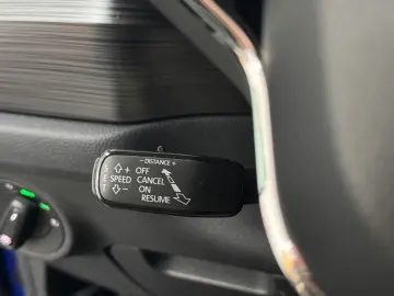 SKODA Kodiaq Ambition 4x4 LED KAMERA CARPLAY U-FREI!