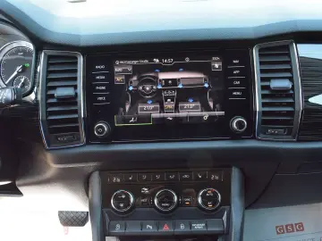 SKODA Kodiaq 2.0 TSI  Style  4x4 LED Kamera DAB Memory
