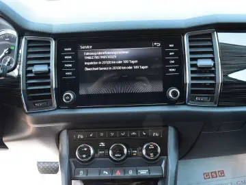 SKODA Kodiaq 2.0 TSI  Style  4x4 LED Kamera DAB Memory