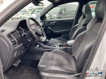 SKODA Kodiaq 2.0 TSI Sportline 4x4 Columbus DCC Pano
