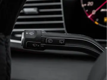 MERCEDES-BENZ GLE 53 AMG 4M  360 Pano Burm AHK Stdhz…