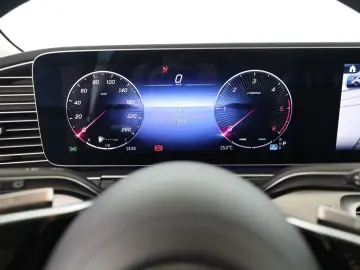 MERCEDES-BENZ GLE 450 d 4M AMG PREMIUM NIGHT AIRMATI…