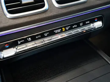 MERCEDES-BENZ GLE 450 d 4M Coupé AMG Sport Premium N…