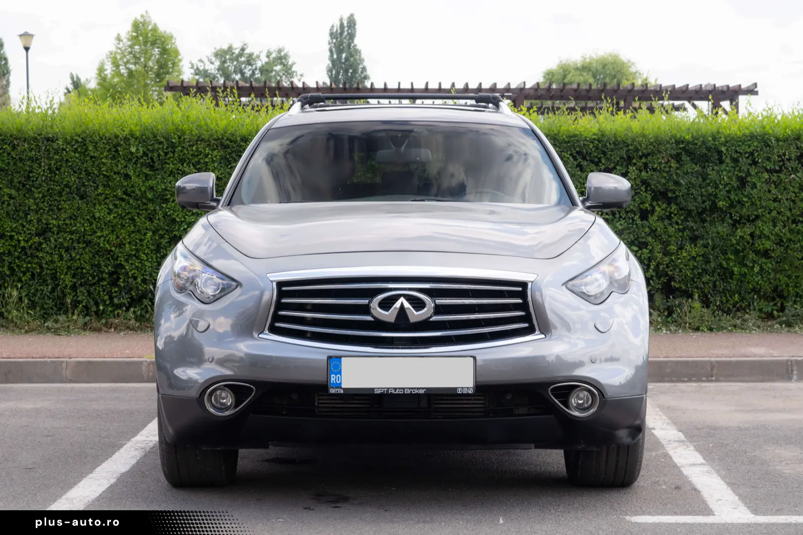Infiniti QX70 3.0D Aut.   Camere 360   Trapa   Distronic