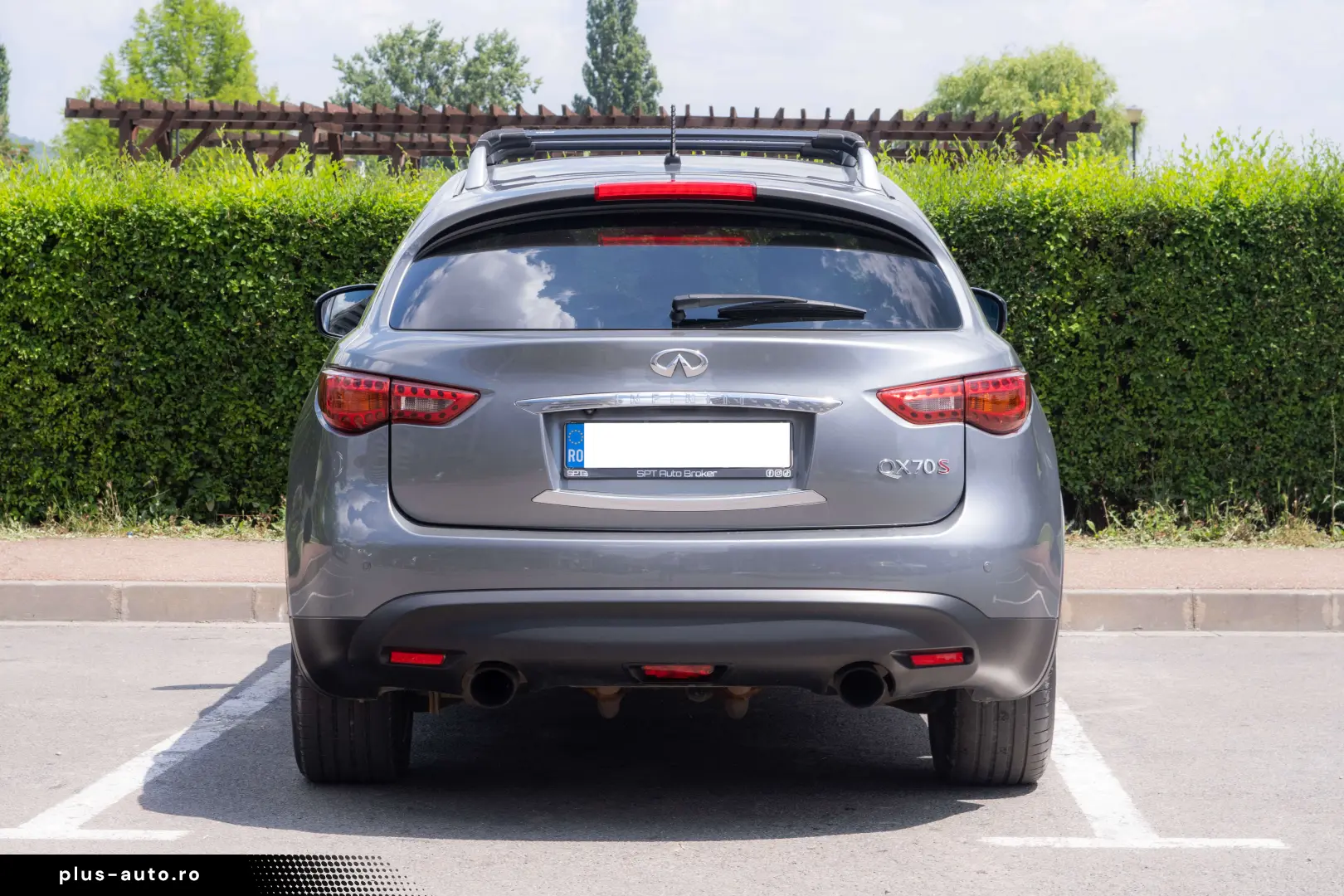 Infiniti QX70 3.0D Aut.   Camere 360   Trapa   Distronic