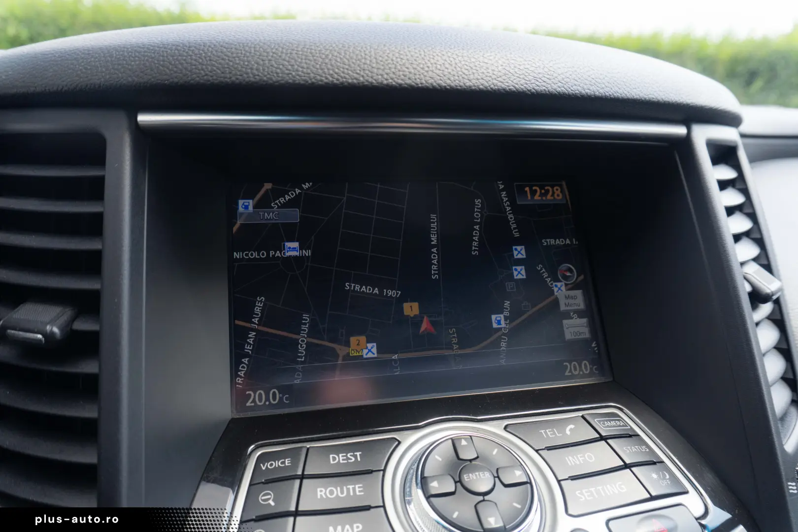 Infiniti QX70 3.0D Aut.   Camere 360   Trapa   Distronic