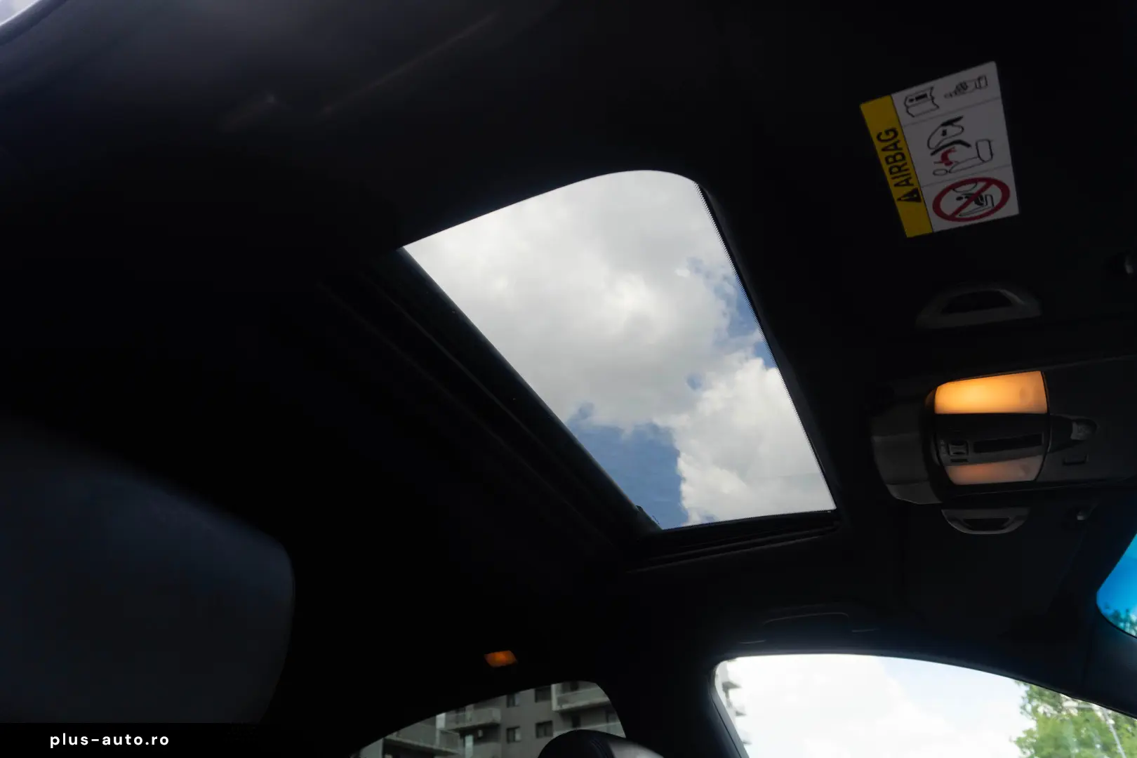 Infiniti QX70 3.0D Aut.   Camere 360   Trapa   Distronic