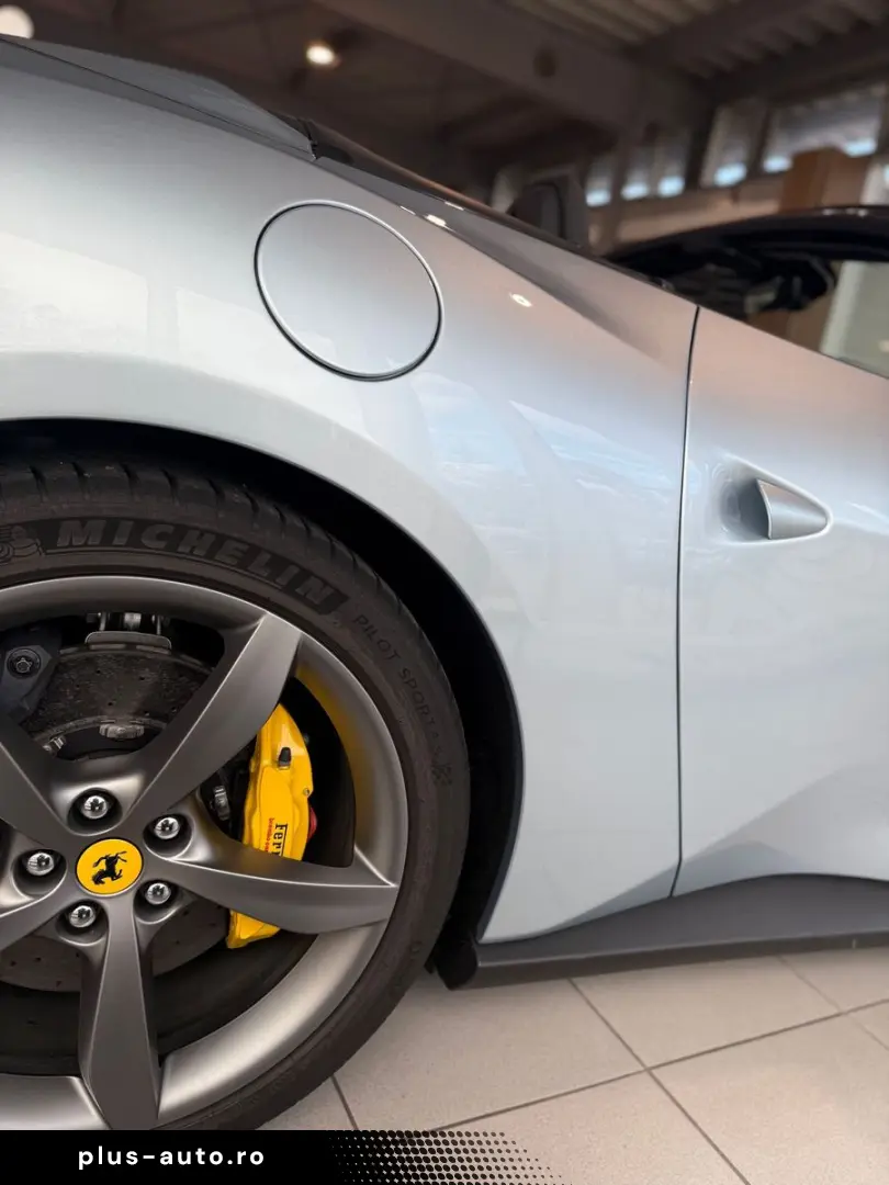 FERRARI Portofino M SITZBEL 20  APPLE CAM SCUDERIA POWER