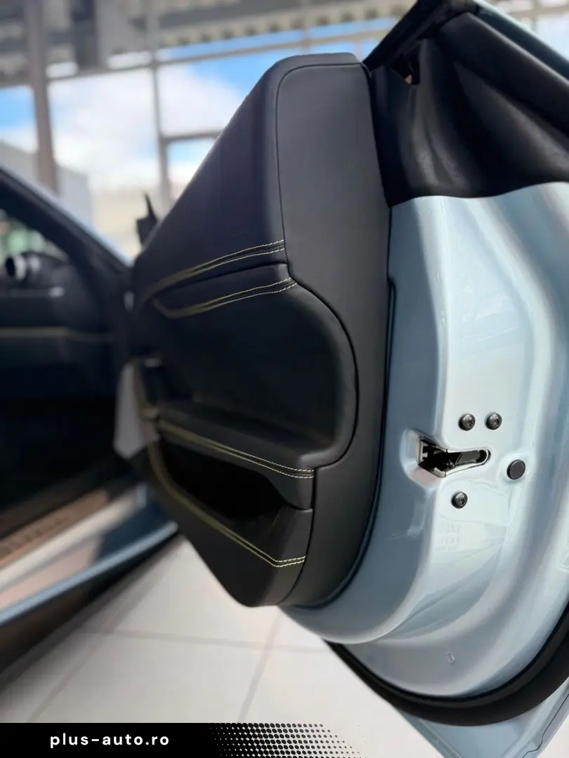 FERRARI Portofino M SITZBEL 20  APPLE CAM SCUDERIA POWER