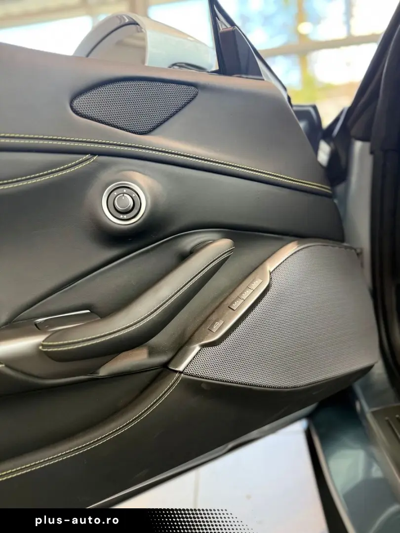FERRARI Portofino M SITZBEL 20  APPLE CAM SCUDERIA POWER