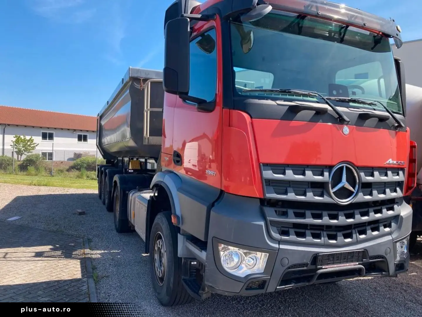 MERCEDES-BENZ Arocs 1951 mit 3-Achs-Alumulde Schwarz&hellip;